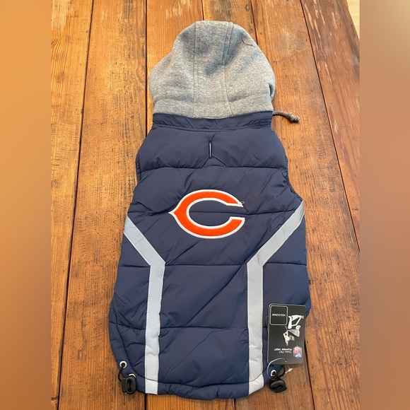 Bears NFL Pet Puffer Vest — NWT - Picture 1 of 5